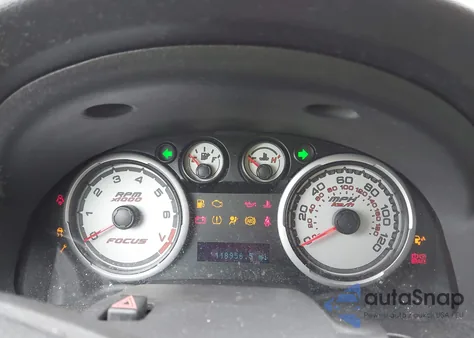 2010 Ford Focus Se z USA, uszkodzony, nr VIN 1FAHP3FN4AW121878